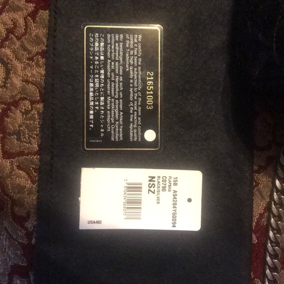 Chanel 2015 Lambskin and Python Kisslock Tabatiere - Picture 2 of 7